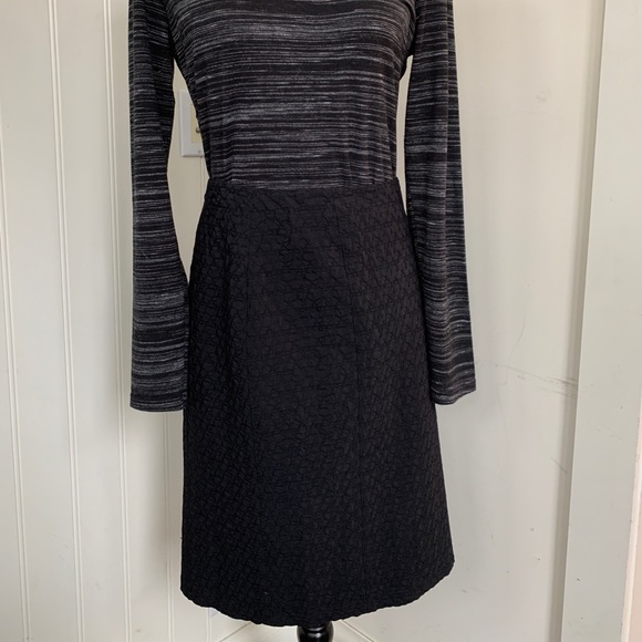 Comrags | Textured Pencil Skirt - Picture 1 of 4